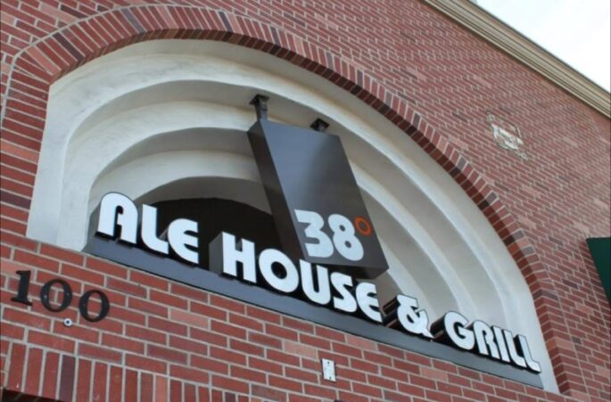 38 Degrees Ale House Alhambra
